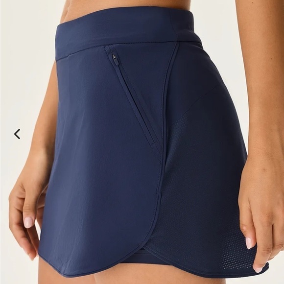 Outdoor Voices The Exercise 3" Skort in Navy | Size XS - Picture 6 of 9